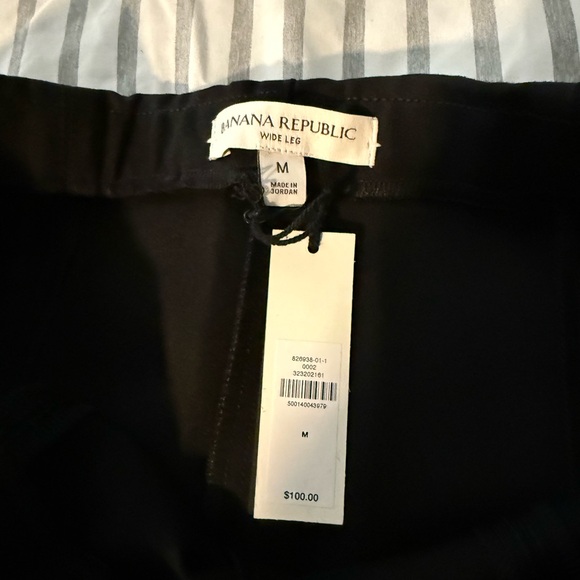 Banana Republic Black Wide Leg Pants - Picture 2 of 2